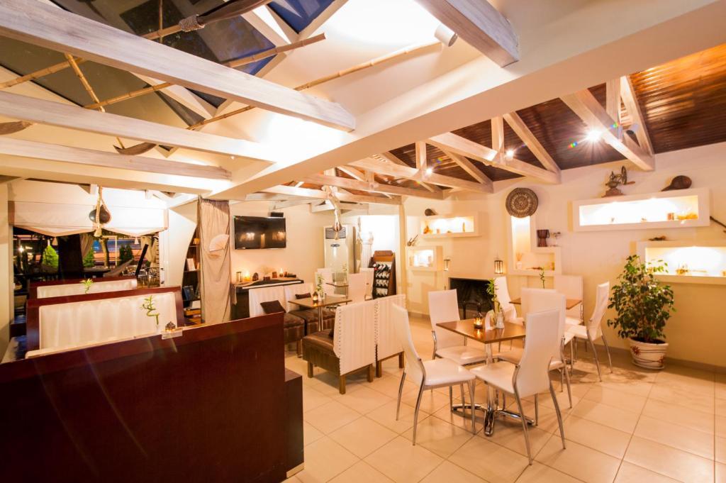 Krikonis Hotel Joánina Kültér fotó