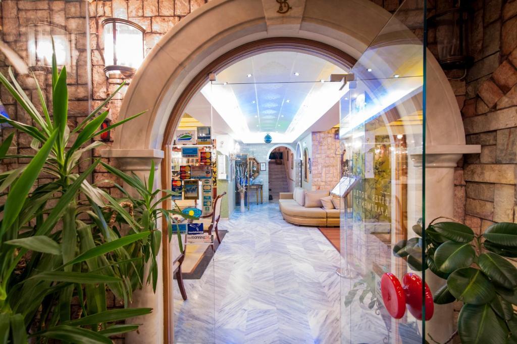 Krikonis Hotel Joánina Kültér fotó