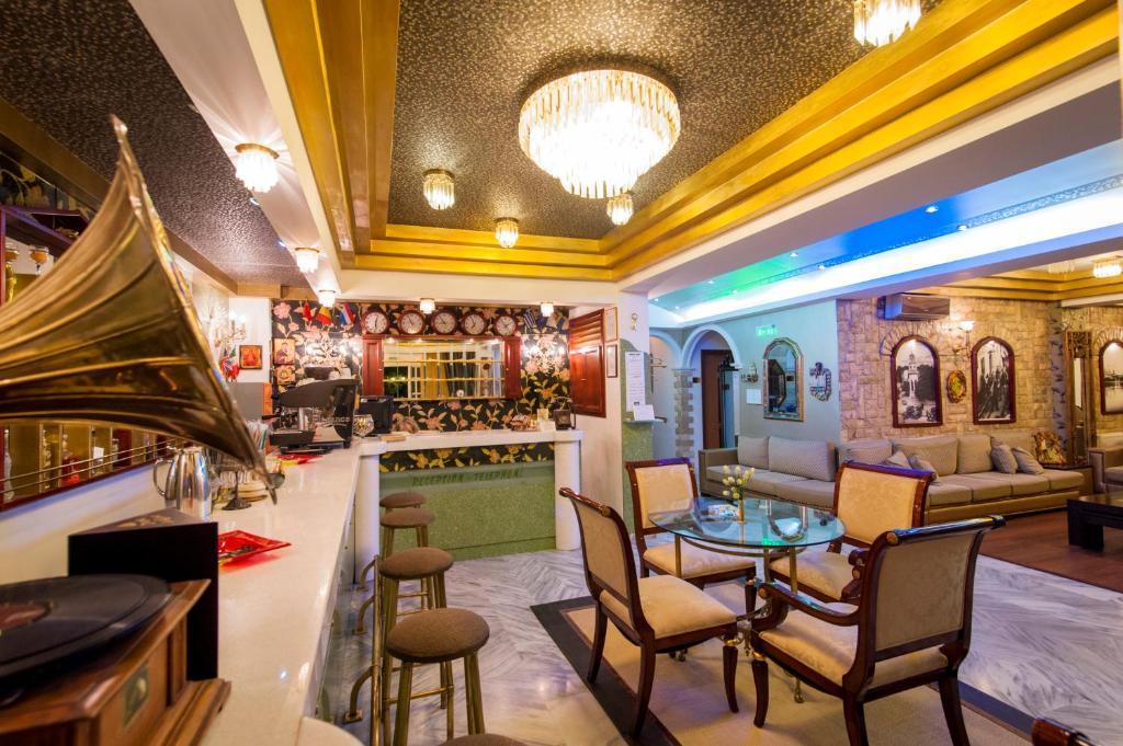 Krikonis Hotel Joánina Kültér fotó
