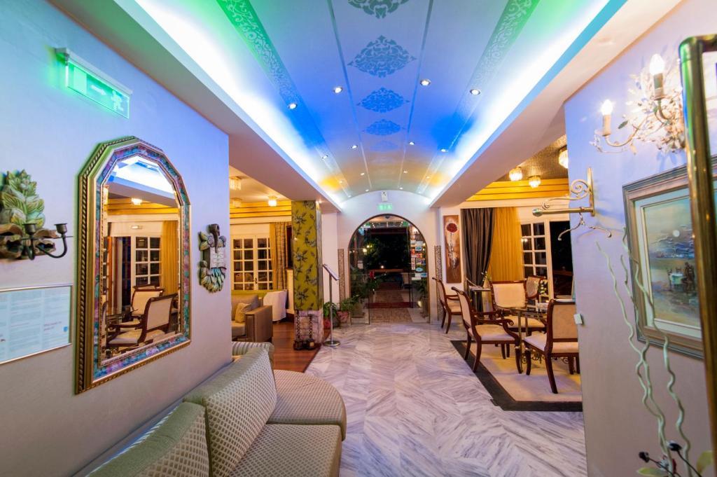 Krikonis Hotel Joánina Kültér fotó