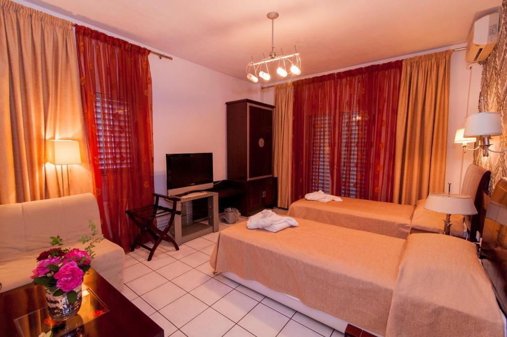 Krikonis Hotel Joánina Kültér fotó