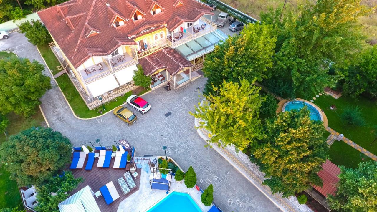 Krikonis Hotel Joánina Kültér fotó