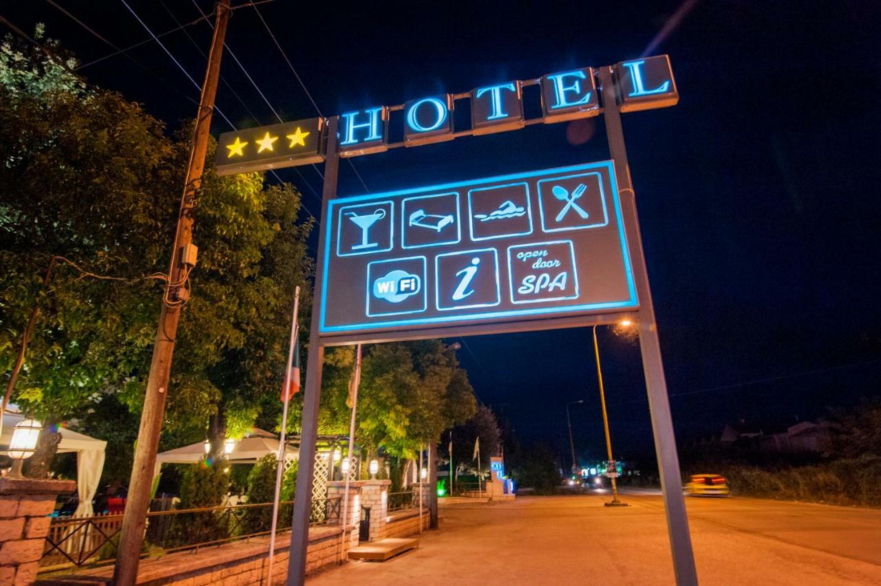 Krikonis Hotel Joánina Kültér fotó