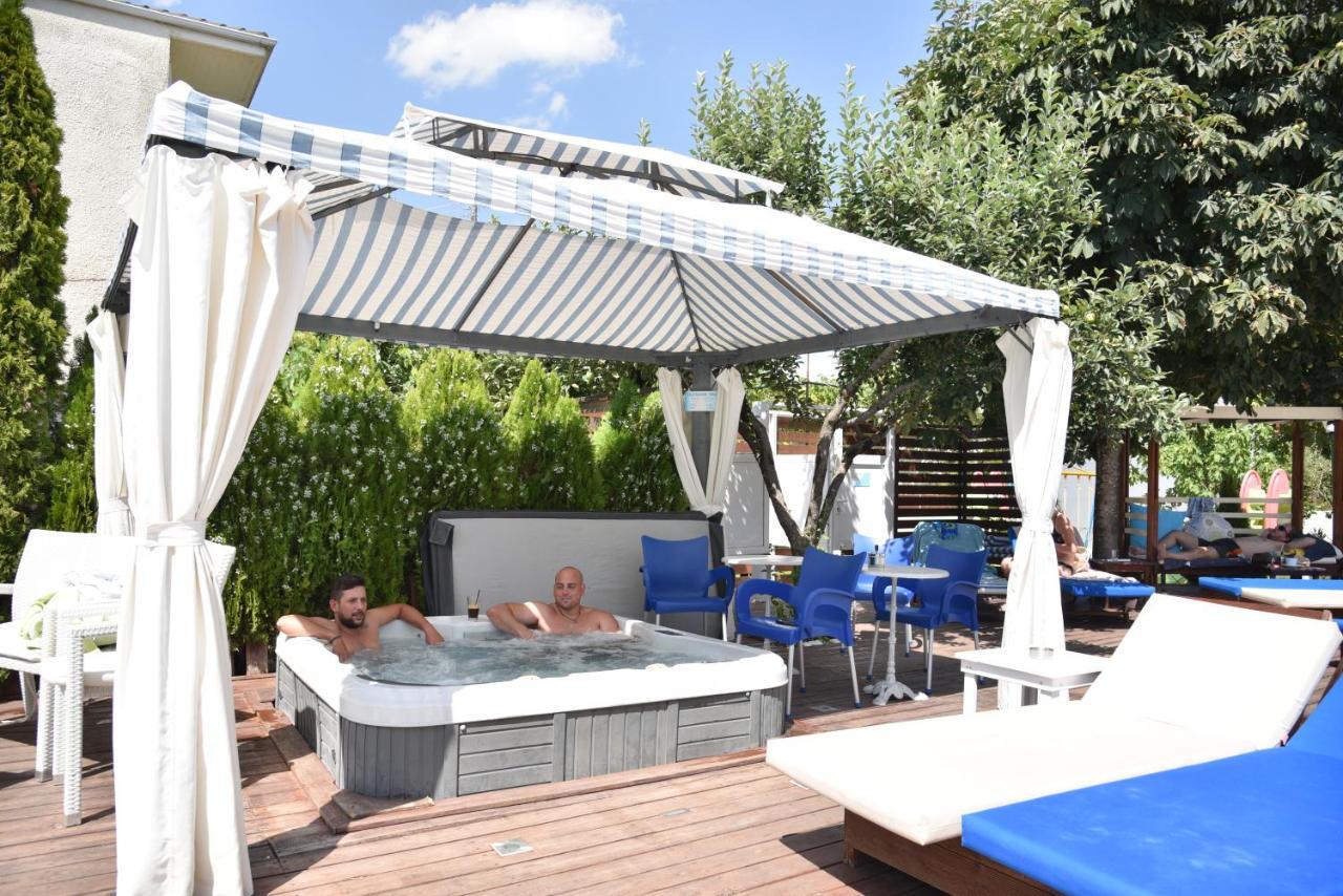 Krikonis Hotel Joánina Kültér fotó